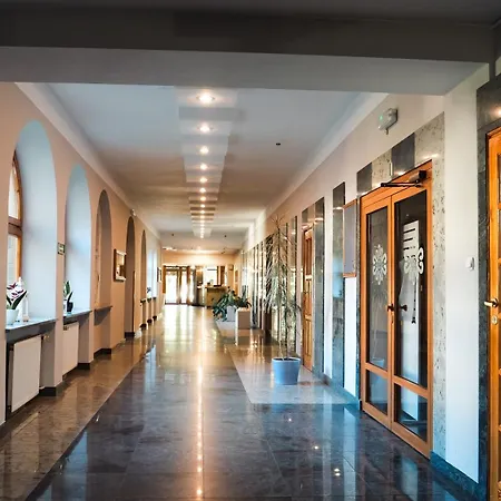 Osrodek Wypoczynkowo-dydaktyczno-konferencyjny Resort *